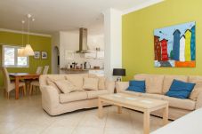 Villa en Algarrobo - Casa Turbolina - Amplia Casa de Campo con Piscina Privada