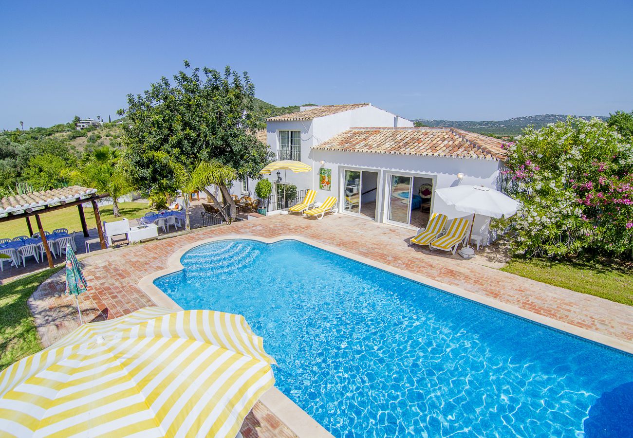 Villa en Almancil - Quinta da Ilda | 6 Dormitorios | Casa Tipica | Almancil