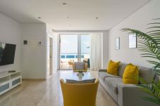 Casa en Las Palmas de Gran Canaria - Awesome beachfront terrace By CanariasGetaway  