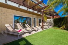 Casa adosada en Lagos - Casa Vista Lago | professionally cleaned | 4-bedroom townhouse | within walking distance of Lagos centre