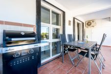 Apartamento en Benalmádena - Casa Torremuelle I – Casa de vacaciones con 2 dormitorios, piscina, barbacoa y terraza
