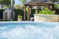Villa à Vilamoura - Villa Hera | 6 Chambres | Jacuzzi Extérieur et Plus | Vilamoura