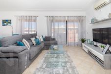 Appartement à Lagos - Apartment Vista Mar | professionally cleaned | 3-bedroom apartment | extremely large roof terrace with barbecue | close to Lagos town centre