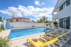 Villa à Albufeira - Villa Alfazema | 5 Chambres | Zone Tranquille | Albufeira