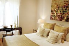 Apartamento em Setúbal - Apartamento renovado com exterior privado no centro de Setúbal