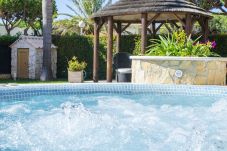 Villa em Vilamoura - Villa Hera | 6 Quartos | Jacuzzi Exterior e Muito Mais | Vilamoura