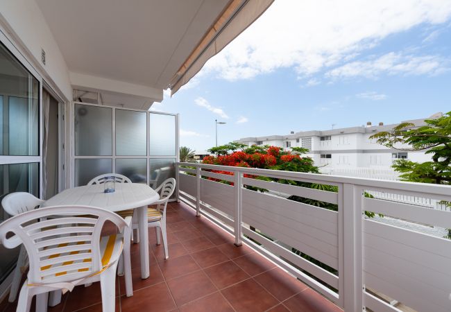 Apartamento em San Bartolomé de Tirajana - Las Adelfas South Beach 5 by CanariasGetaway