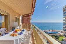 Apartamento em Fuengirola - Doña Sofia Fuengirola - Beach Apartment, parking, Wi-Fi, sea view
