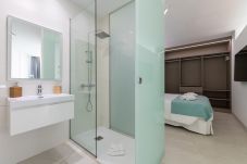 Apartamento em Las Palmas de Gran Canaria - Edison Building 301 By CanariasGetaway 