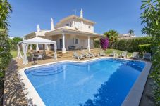 Villa em Albufeira - Villa Tulipa | 4 Quartos | Piscina Privada | Albufeira
