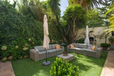 Casa em Santa Brígida - House with cozy garden BBQ 