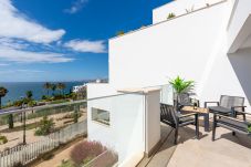 Apartamento em Benalmádena - Bahia de Torrequebrada | Conforto Costeiro e Vista Mar