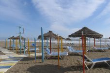 Apartment in Torremolinos - Carihuela - Frontline Beach Apartment in Torremolinos