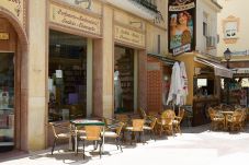 Apartment in Torremolinos - Carihuela - Frontline Beach Apartment in Torremolinos