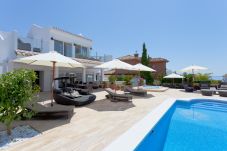 Villa in Marbella - El Rosario Marbella - Luxury 6 bed/bath villa, private pool, jacuzzi