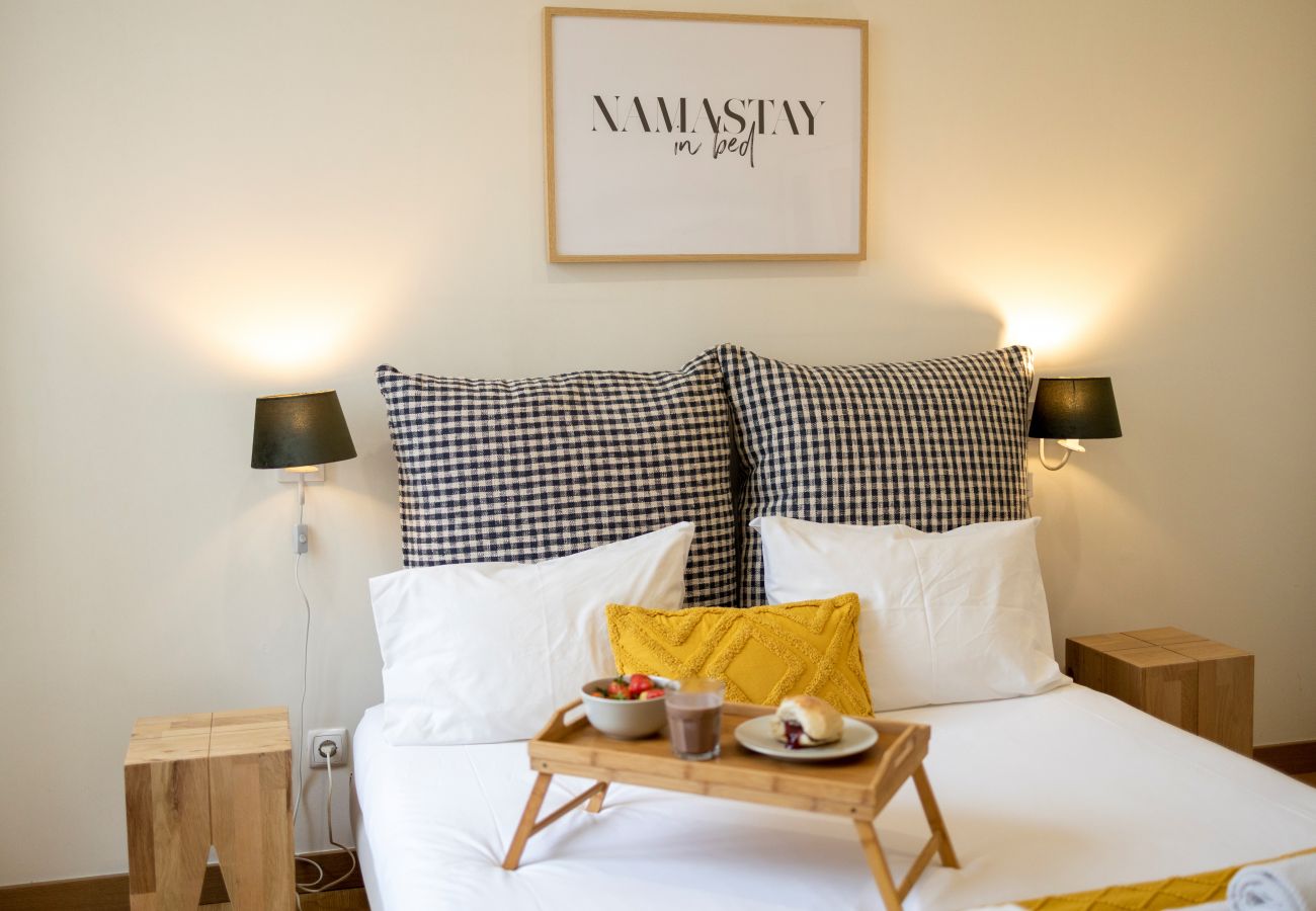 Apartment in Lisbon - Comfortable apartment, fully equipped, very close to the center of Lisbon in the traditional Alfama district.