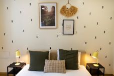 Apartment in Lisbon - Comfortable apartment with two bedrooms, fully equipped, very close to the center of Lisbon in the traditional Alfama district.