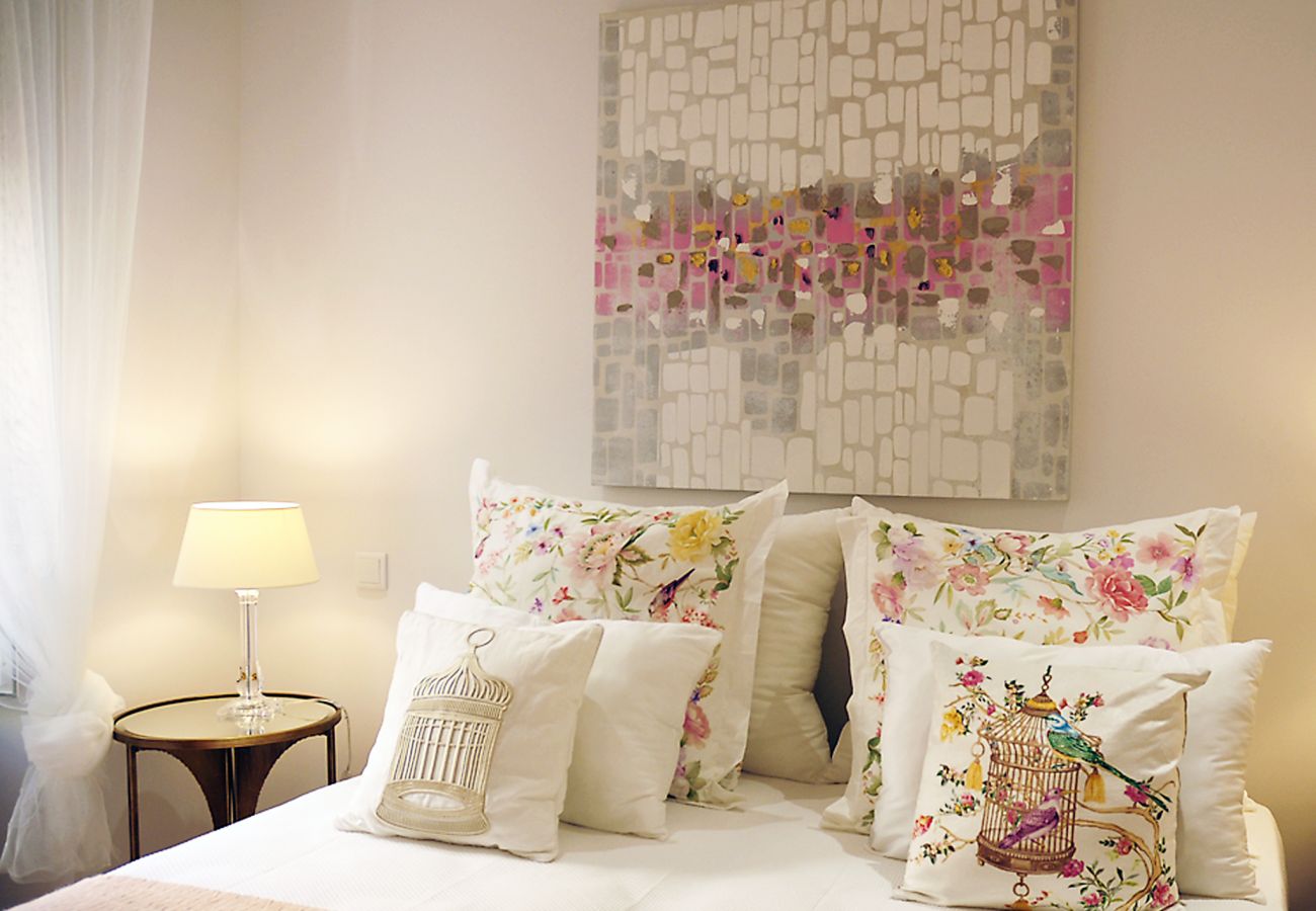 Apartment in Setúbal - Fully equipped air-conditioned apartment in central Setúbal