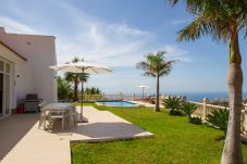 Villa in Algarrobo - Casa Bonita - 4 bedroom Country House in Authentic Andalucia, Malaga