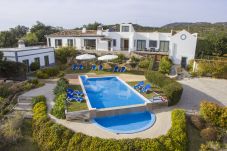 Cottage in Estoi - Casa Serena | 6 Bedrooms | Country House |  Estoi