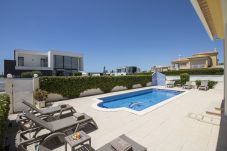 Villa in Galé - Villa Maresia | 4 Bedrooms | Easy Walking Distance to Beach | Galé