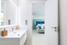 Apartment in Las Palmas de Gran Canaria - Edison Building 102 By CanariasGetaway