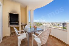 Apartment in Lagos - Apartment Mos | professionally cleaned | 2-bedroom second-floor apartment | communal pool