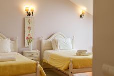 Villa in Armamar -  Feel Discovery Casa da Capela