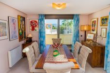 Apartment in Javea - Albamar Apartment Javea Arenal, with large Terraces, Solarium, AC and shared Pool