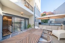 Apartment in Porto - Feel Porto Firmeza Coworking & Flat 2.4