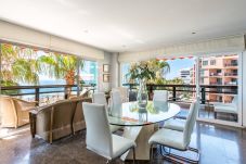 Апартаменты на Torremolinos - El Remo Deluxe - Frontline Beach Apartment Torremolinos