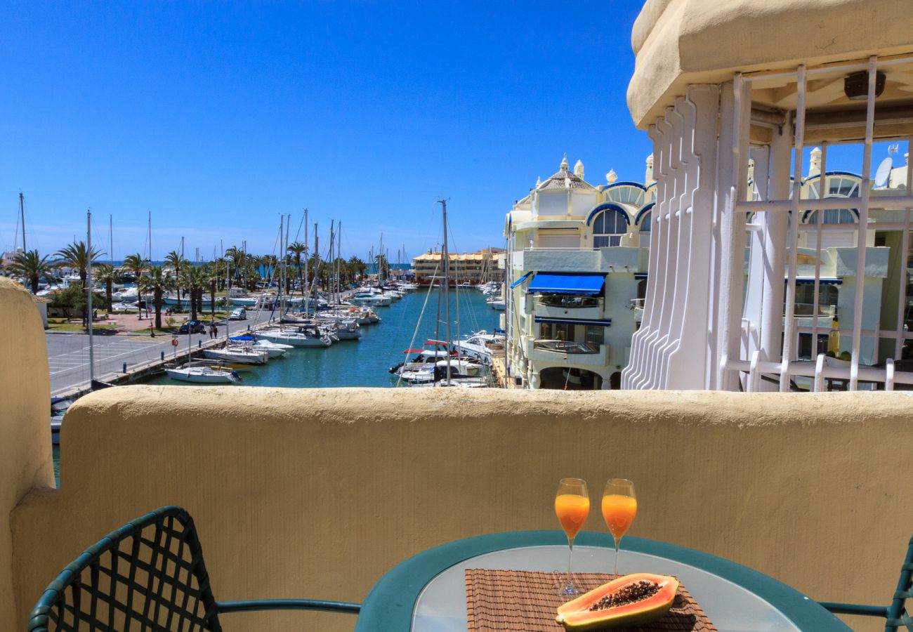 Апартаменты на Benalmádena - Puerto Marina - 2 terraces and direct view to the Marina