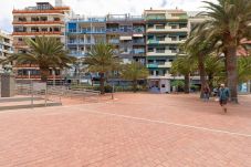 Дом на Лас Пальмас де Гран Канариа / Las Palmas de Gran Canaria - Great balcony over blue sea By CanariasGetaway 