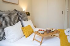 Апартаменты на Lisboa - Apartamento confortável, totalmente equipado, muito perto do centro de Lisboa no tradicional bairro de Alfama.