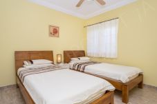 Апартаменты на Carvoeiro - Carvoeiro Apartment 7A | professionally cleaned | 2-bedroom apartment | gated complex | communal pool | close to Carvoeiro