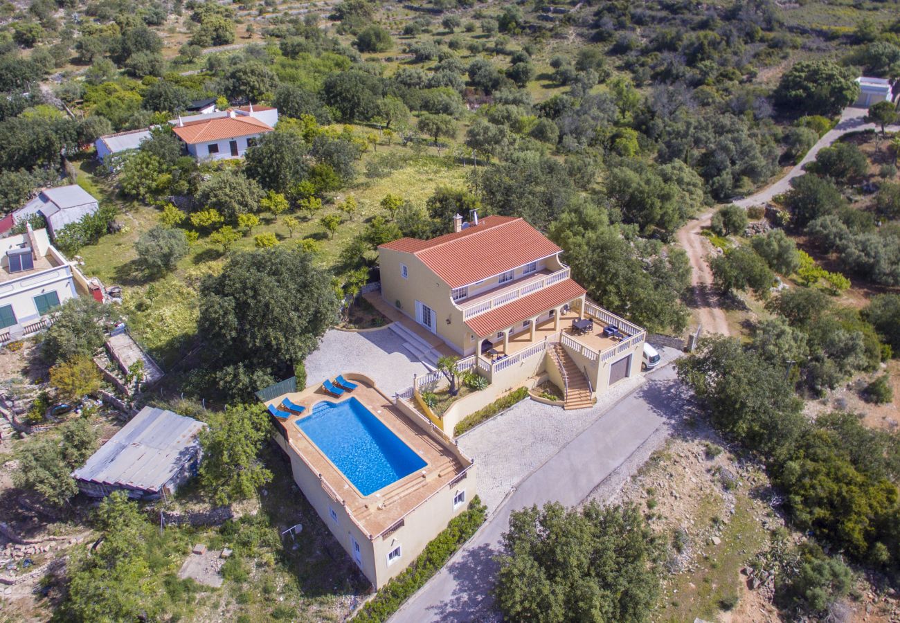 Вилла на Estoi - Villa Florencio | 4 Quartos | Vistas Panorâmicas | Estói