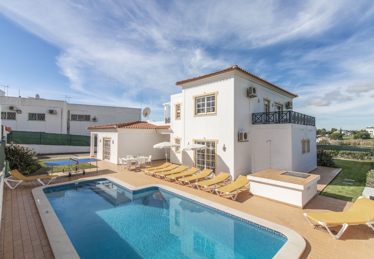 Вилла на Albufeira - Villa Pacheco | 4 Quartos | Ao pé da praia | Olhos de Água