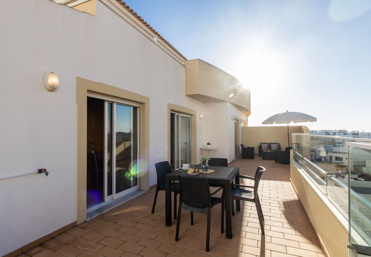 Апартаменты на Quarteira - Apartamento Alameda | 2 Quartos | Varanda Espaçosa | Quarteira